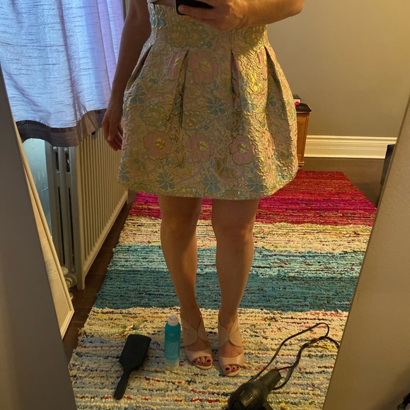 Pretty in Pastel - Picture 2 of 5